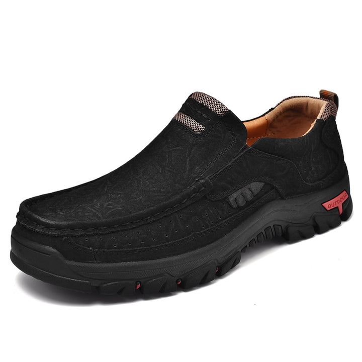 Modèle de bottines homme confortables, conçues pour un soutien orthopédique et un bien-être maximal.
