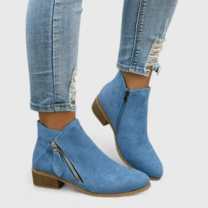 Bottines orthopédiques élégantes pour femme, confort quotidien. Idéales automne/printemps avec soutien.