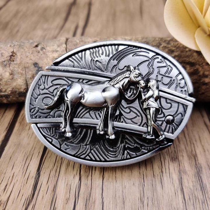 Boucle de ceinture robuste dragon, style Western, avec couteau secret intégré. Un accessoire puissant.