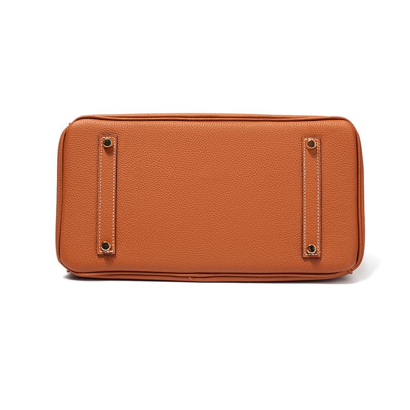 Sac à main femme en cuir, doté d'un intérieur bien pensé pour l'organisation.