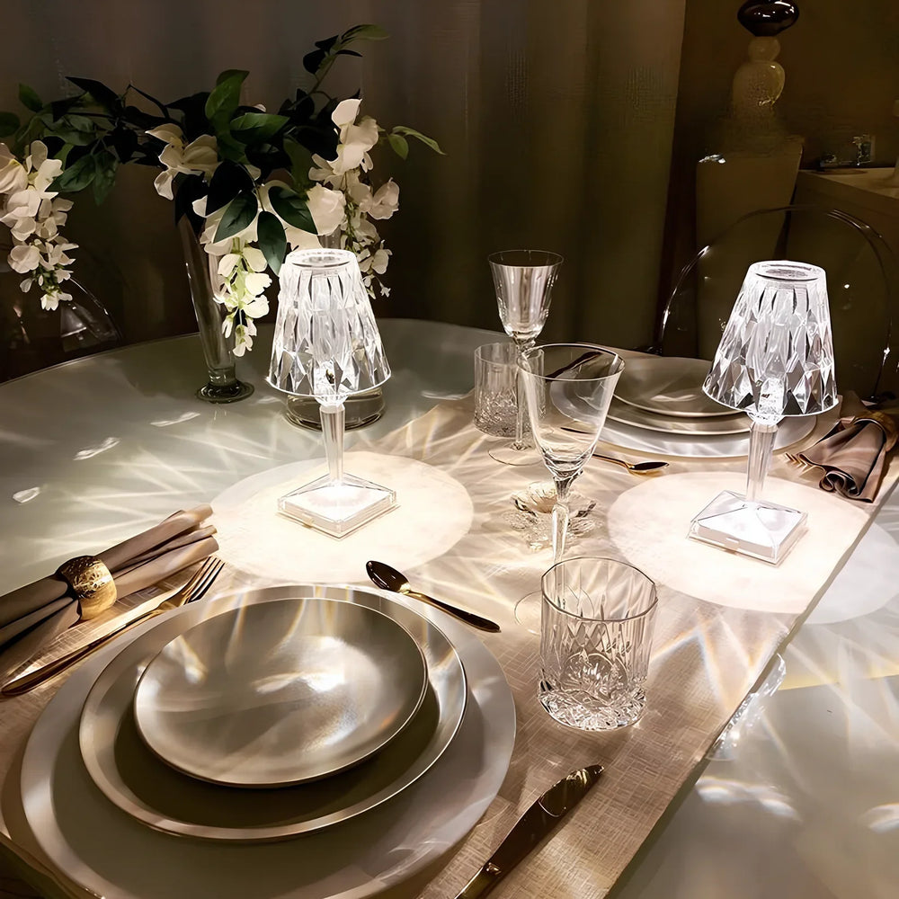 Luminaire design moderne LuxeIllume, lampe de table sophistiquée en céramique pour chambre.