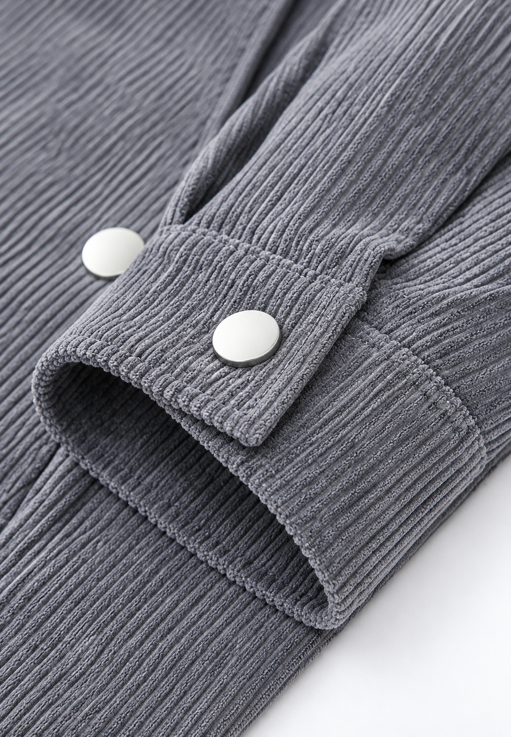 Veste élégante homme coupe droite. Parfaite pour l'automne, style casual chic avec fermeture éclair pratique.