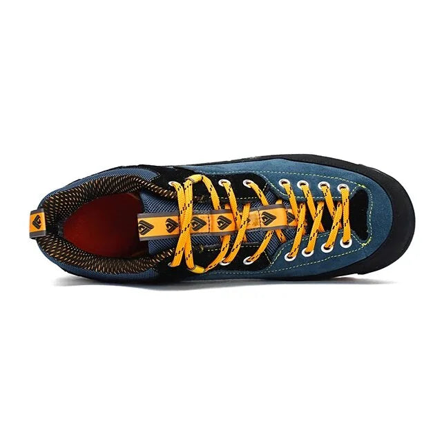 Chaussures randonnée homme jaunes et rouges, adhérence robuste et amorti pour le plein air.