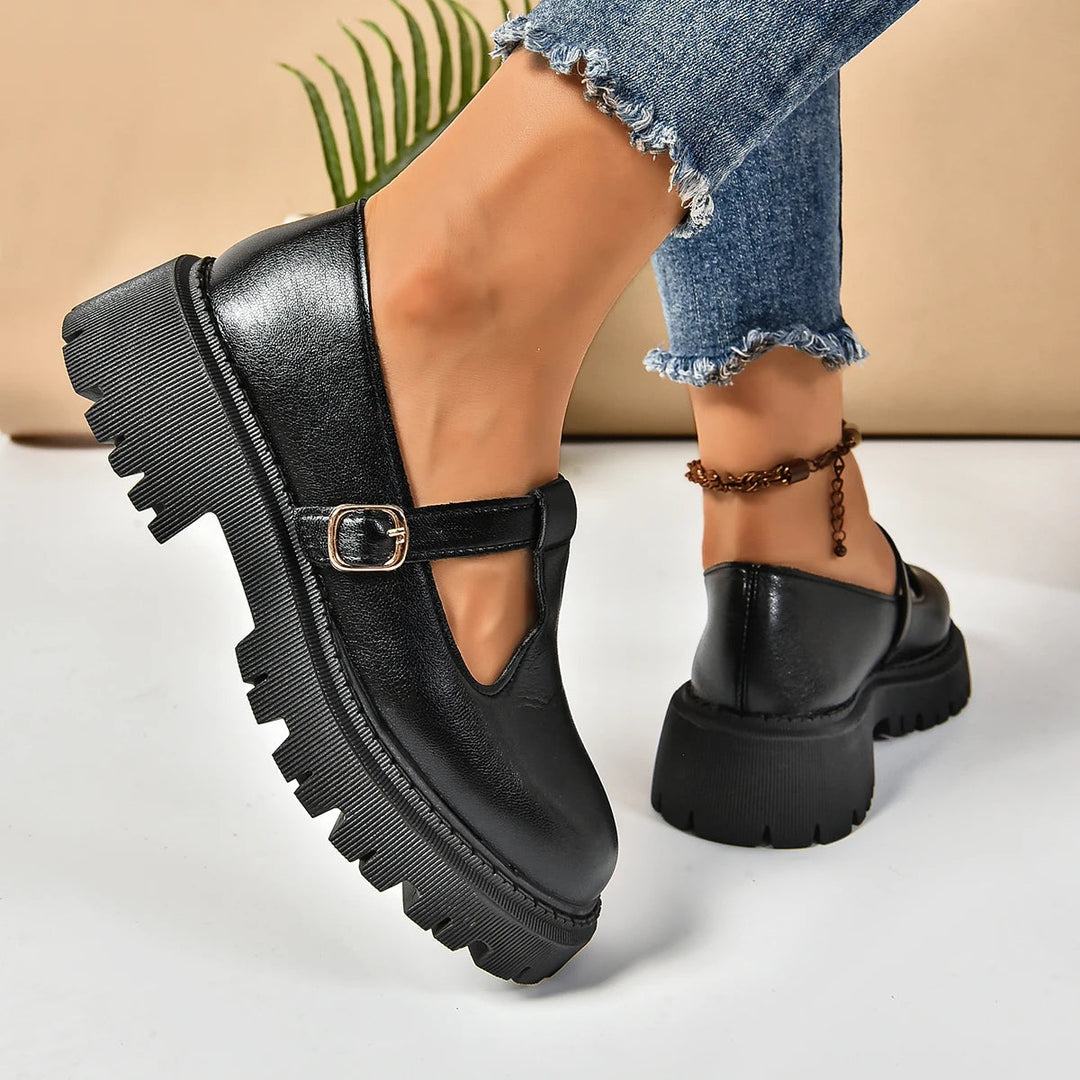 Mary Jane orthopédiques à plateforme noires pour femmes, combinant élégance, soutien et confort pour toutes occasions.