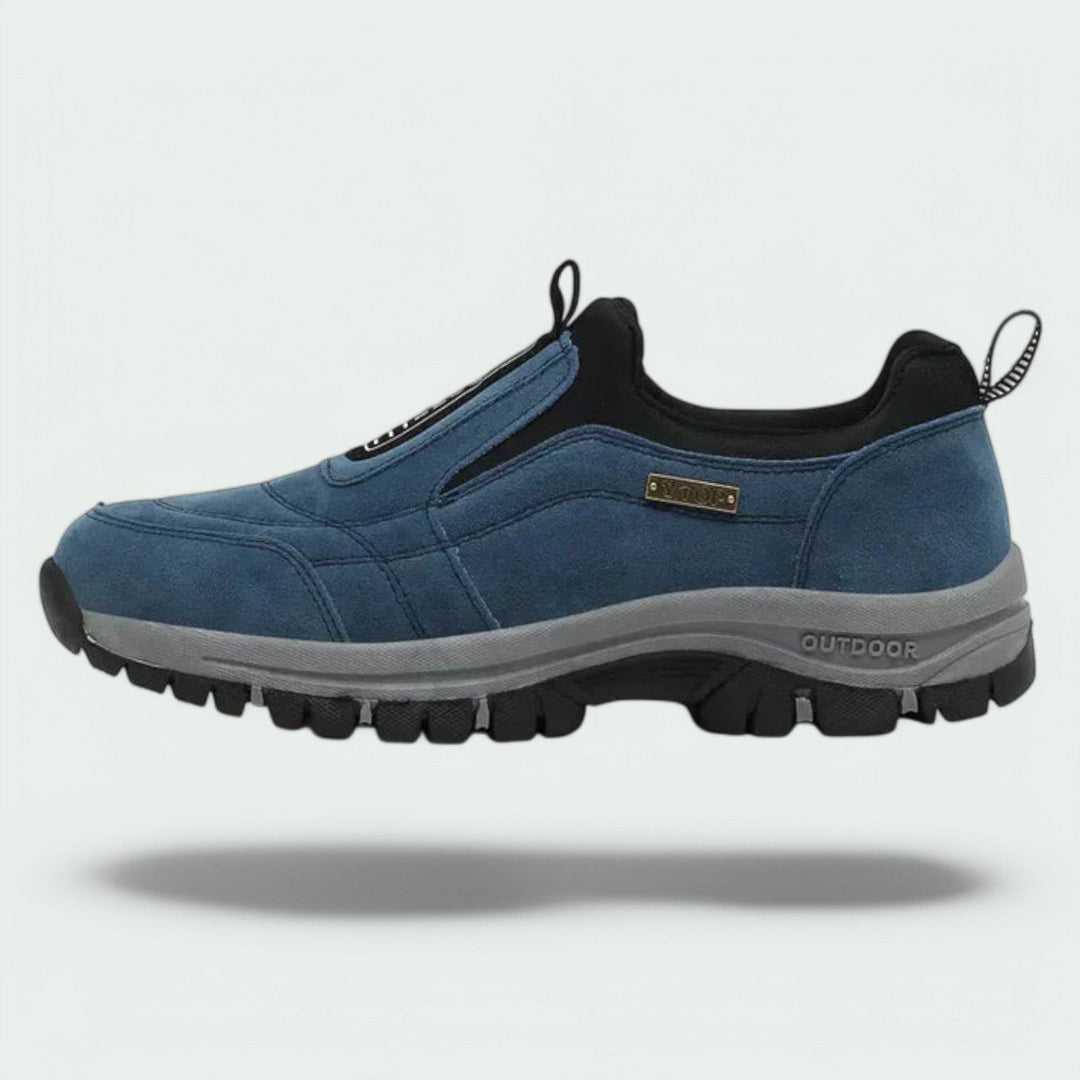 Chaussures orthopédiques homme pour un soutien optimal des pieds, confortables et antidérapantes pour la marche et la santé.