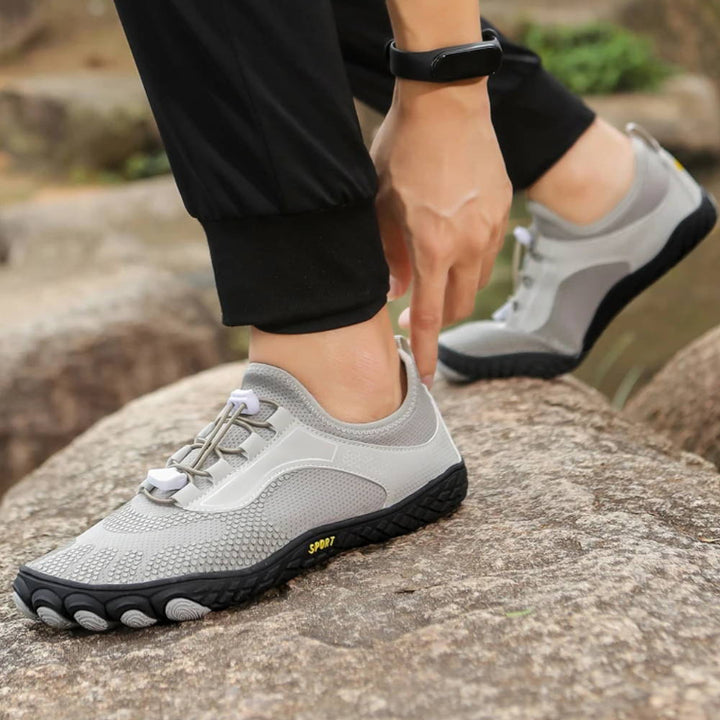Chaussures aquatiques confortables pour femmes, avec propriétés orthopédiques et un séchage rapide.