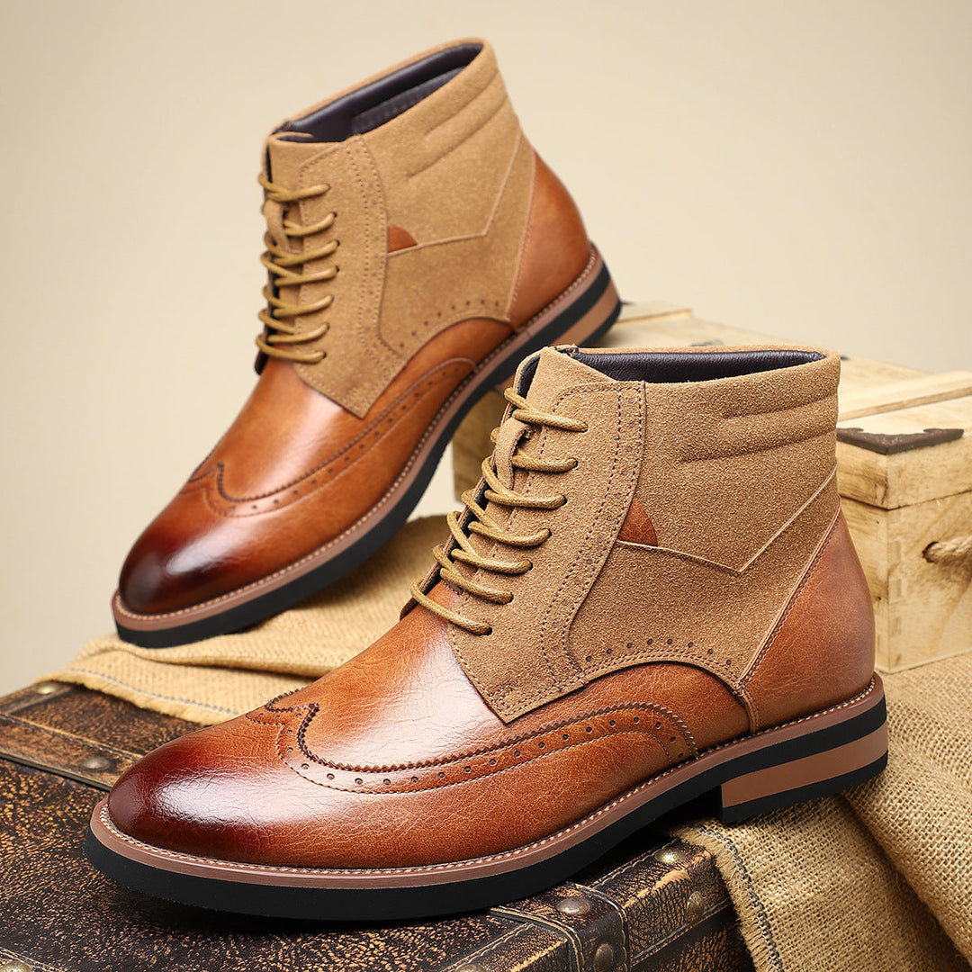 Richelieus wingtip noirs pour homme, en cuir de qualité supérieure, pour une élégance intemporelle.