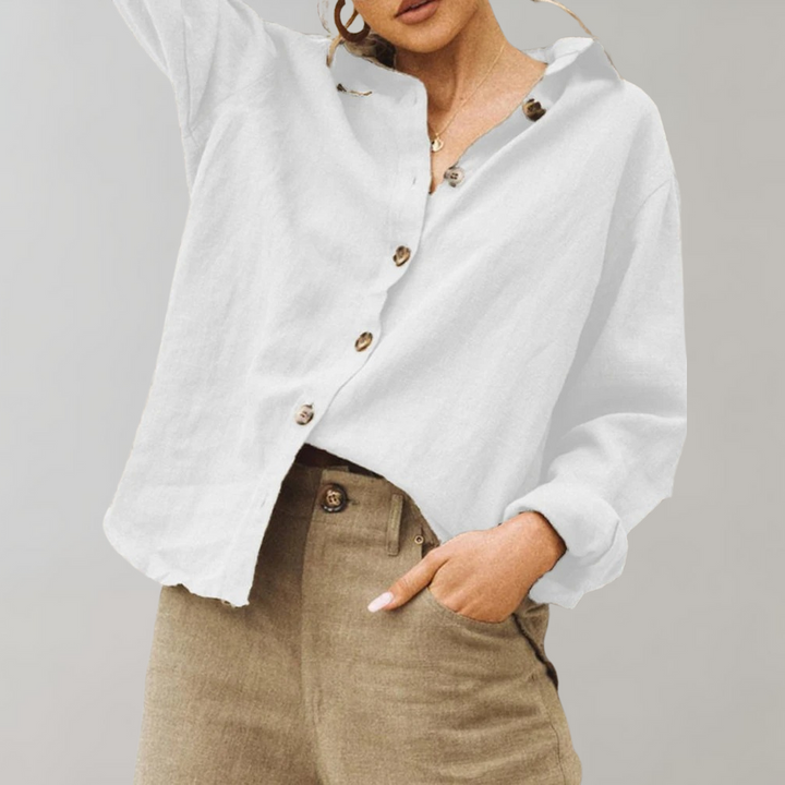 Mode femme: chemise décontractée aérée pour un style fluide et confortable. Parfaite comme blouse polyvalente au printemps.