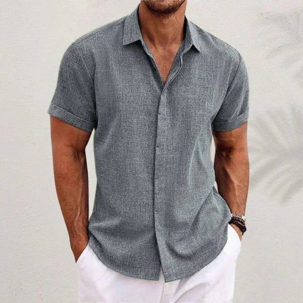 Chemise homme respirante et légère, idéale pour les journées chaudes d'été. Style décontracté et élégant, très confortable.