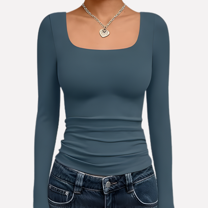 Crop top basique femme noir, manches longues, encolure carrée. Style élégant et décontracté.