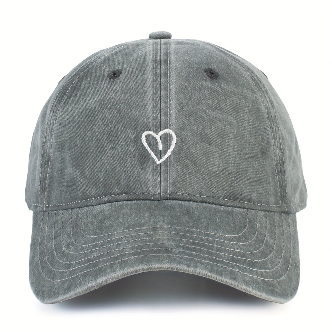Casquette vintage ajustable pour femme, coton brodé HeartBeat. Confort décontracté, look mode.