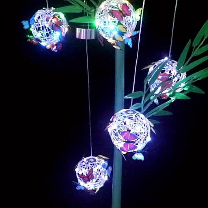 Lanterne solaire papillon LED, idéale pour décorer votre jardin extérieur et créer une ambiance.