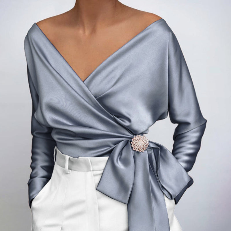 Chemisier Davina pour femme, coupe tendance et élégante. Vêtement féminin chic, parfait pour la mode automne.
