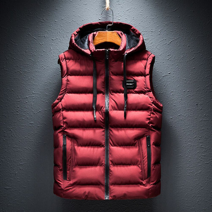 Doudoune homme sans manches chaude avec capuche amovible, style urbain et coupe-vent, idéale pour l'hiver.