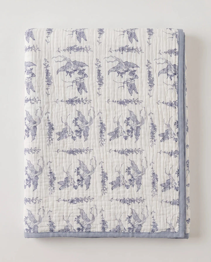 Plaid en coton, doux, respirant, naturel, pour des moments de détente confortables et stylés.