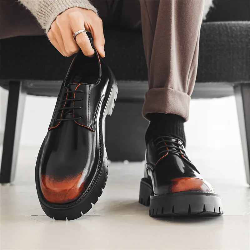 Chaussures hommes décontractées élégantes, parfaites pour un look urbain chic et confortable.
