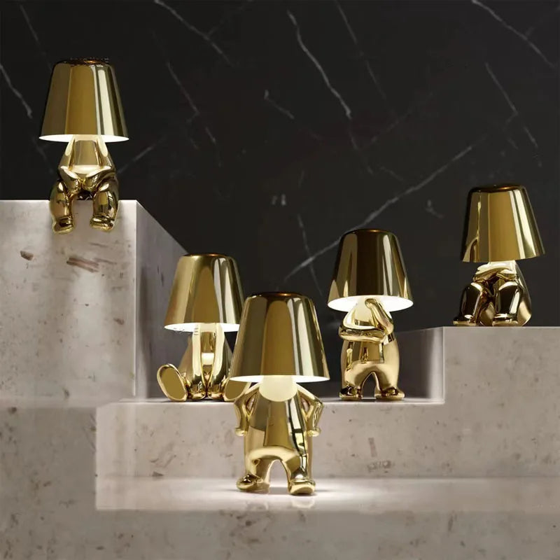 Lampe de table LED LuxeLoom, design homme stylisé moderne, lumière d'ambiance pour salon et chambre.
