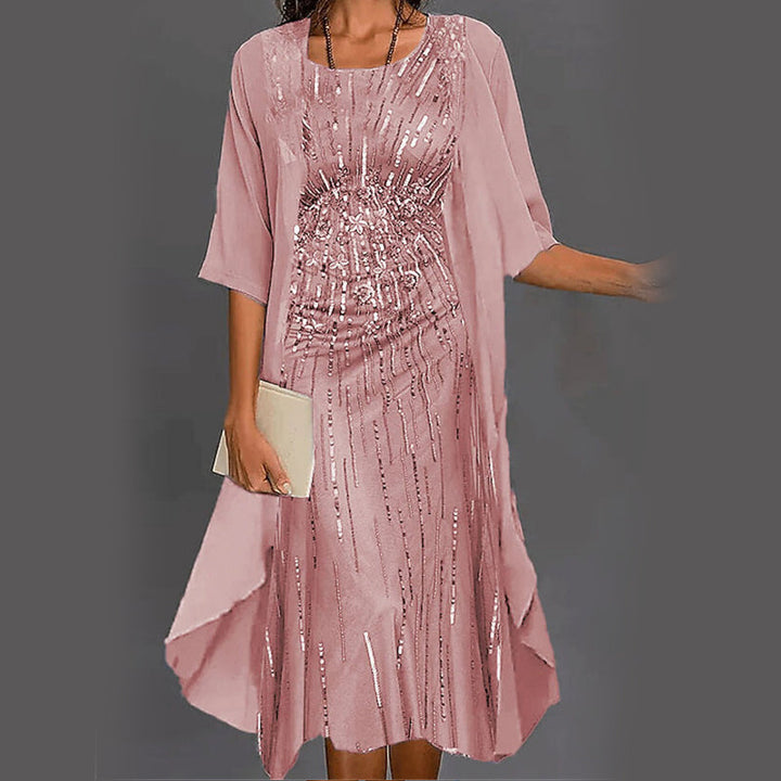 Superbe robe fleurie midi femme, élégante et estivale, mode féminine décontractée et raffinée.