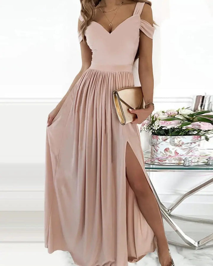 Robe longue femme élégante, épaule ouverte, fente. Parfaite pour cocktail, soirée ou bal de fin d'année.