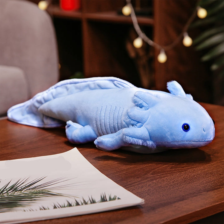 Peluche axolotl rose 42cm, doudou câlin réaliste, idéal pour la chambre d'un enfant ou en cadeau.