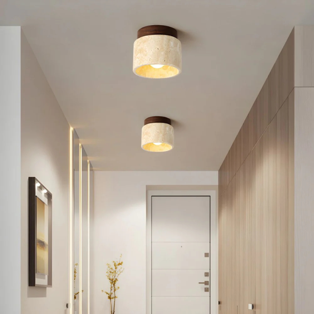 Lampe de plafond Japonaise Radia en bois, design moderne, offrant une lumière douce et apaisante pour salon.