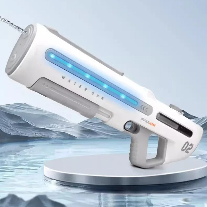 Pistolet à eau électrique avec longue portée pour défis aquatiques. Jouet estival puissant.