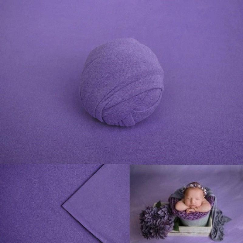 Ensemble mousseline doux et toile de fond pour créer des souvenirs bébé.