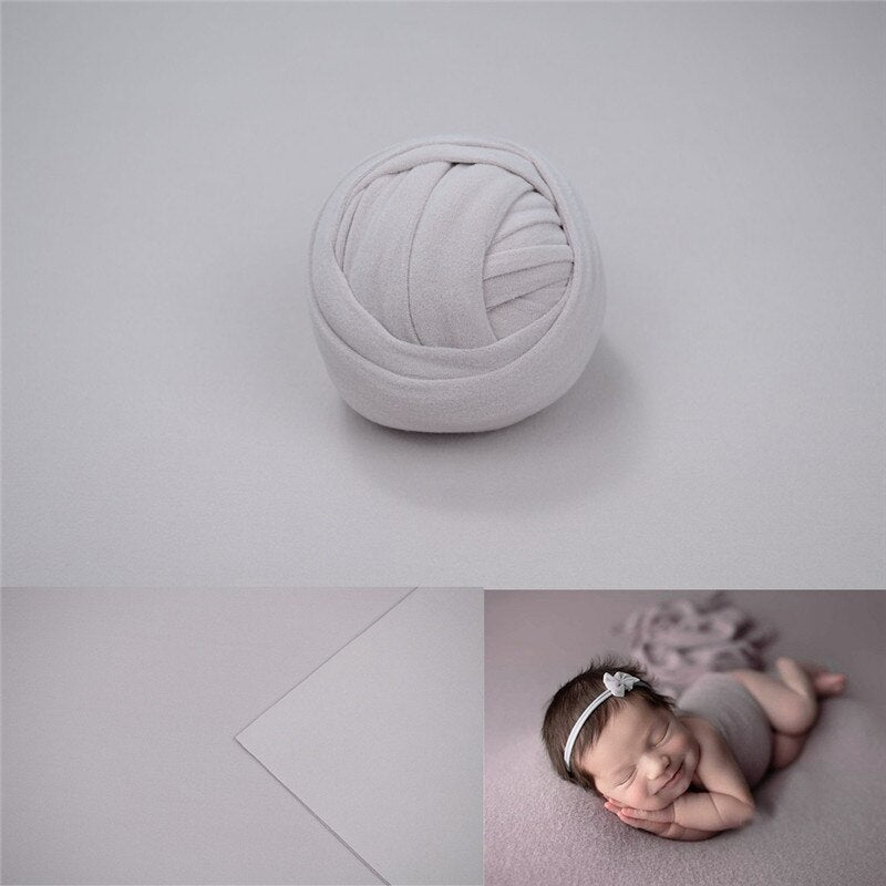 Cadeau de naissance parfait : ensemble mousseline et toile de fond pour photo.