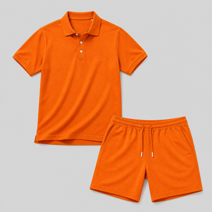 Style estival assuré avec cet ensemble homme polo et short, léger, confortable et décontracté pour vos vacances.