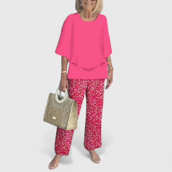 Tendance mode femme : ensemble pantalon décontracté chic, deux pièces, look moderne et facile à porter.