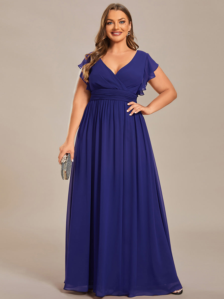 Robe de cérémonie femme, dos ouvert, col en V. Longue et fluide, parfaite pour le printemps et l'été chic et moderne.