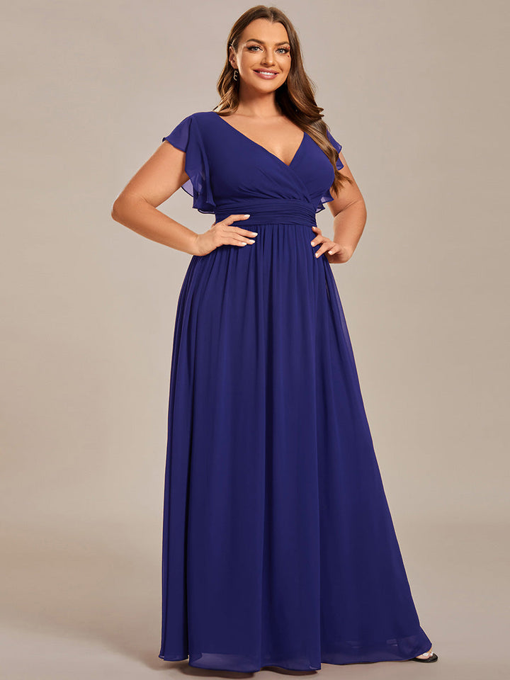 Robe de fête femme, dos ouvert, manches courtes. Fluide et maxi pour un look estival élégant et intemporel.