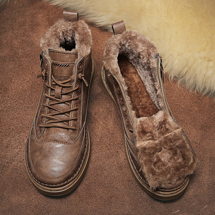 Chaussures d'hiver pour hommes, bottines chaudes confortables avec semelle antidérapante. Idéales pour le froid et la neige.