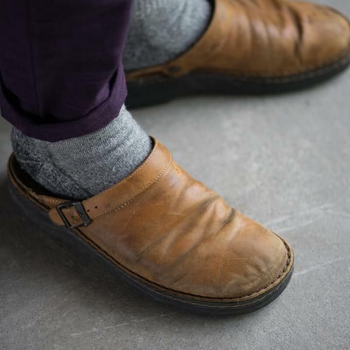 Sabots Bruno hommes : confortables, légers, décontractés, faciles à enfiler, parfaites chaussures d'été.