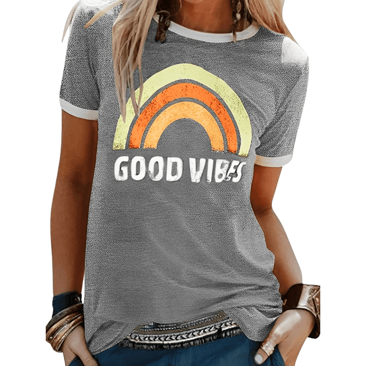 T-shirt femme avec imprimé 'Good Vibes', parfait pour un style décontracté et positif. Mode été confortable et tendance.