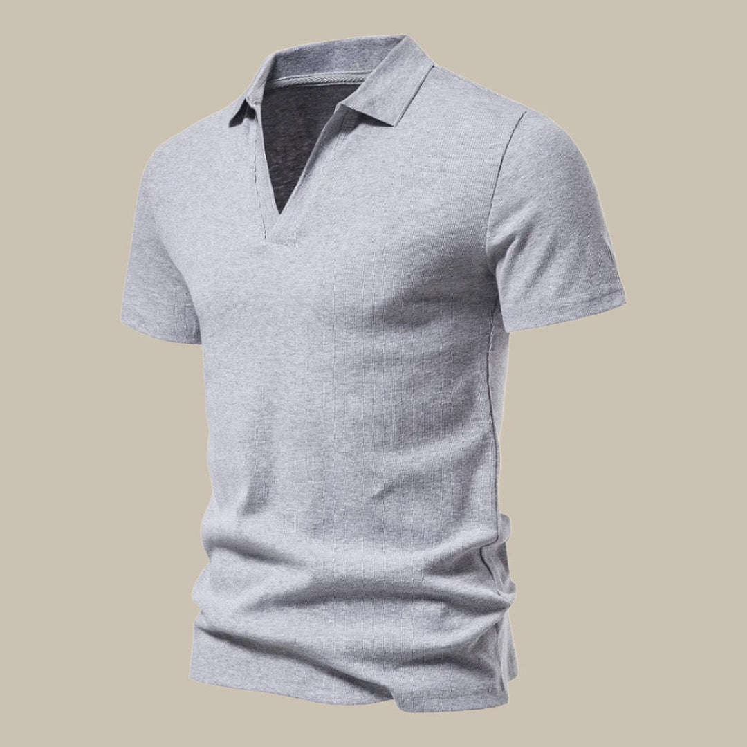 Polo homme chic à manches courtes pour le printemps. Vêtement masculin polyvalent, élégant et confortable.