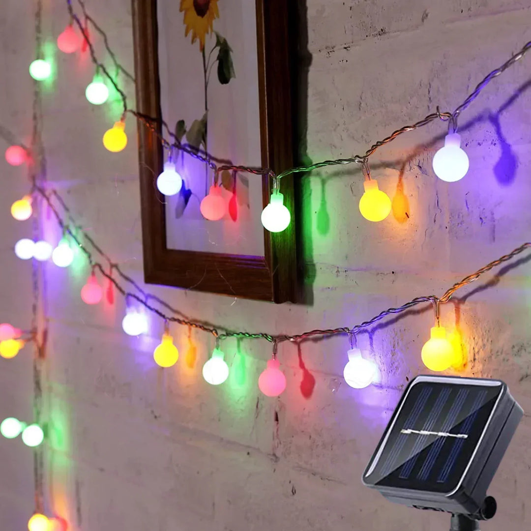 Lumières LED étanches de la guirlande solaire, éclairage durable pour votre espace extérieur.
