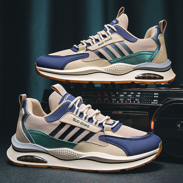 Sneakers hommes Milan légères et polyvalentes pour un look mode masculine toutes saisons. Parfaites pour le confort urbain.
