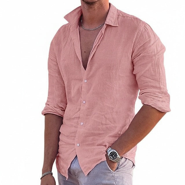 Chemise homme élégante à manches longues, col classique, coupe régulière, idéale pour un look décontracté ou formel.