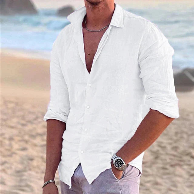 Dos de la chemise homme à manches longues, coupe régulière, montrant les finitions et le style polyvalent.