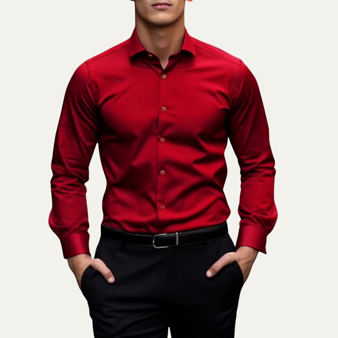 Chemise homme rouge slim fit boutonnée, manches longues, col classique. Style moderne ajusté pour hommes.