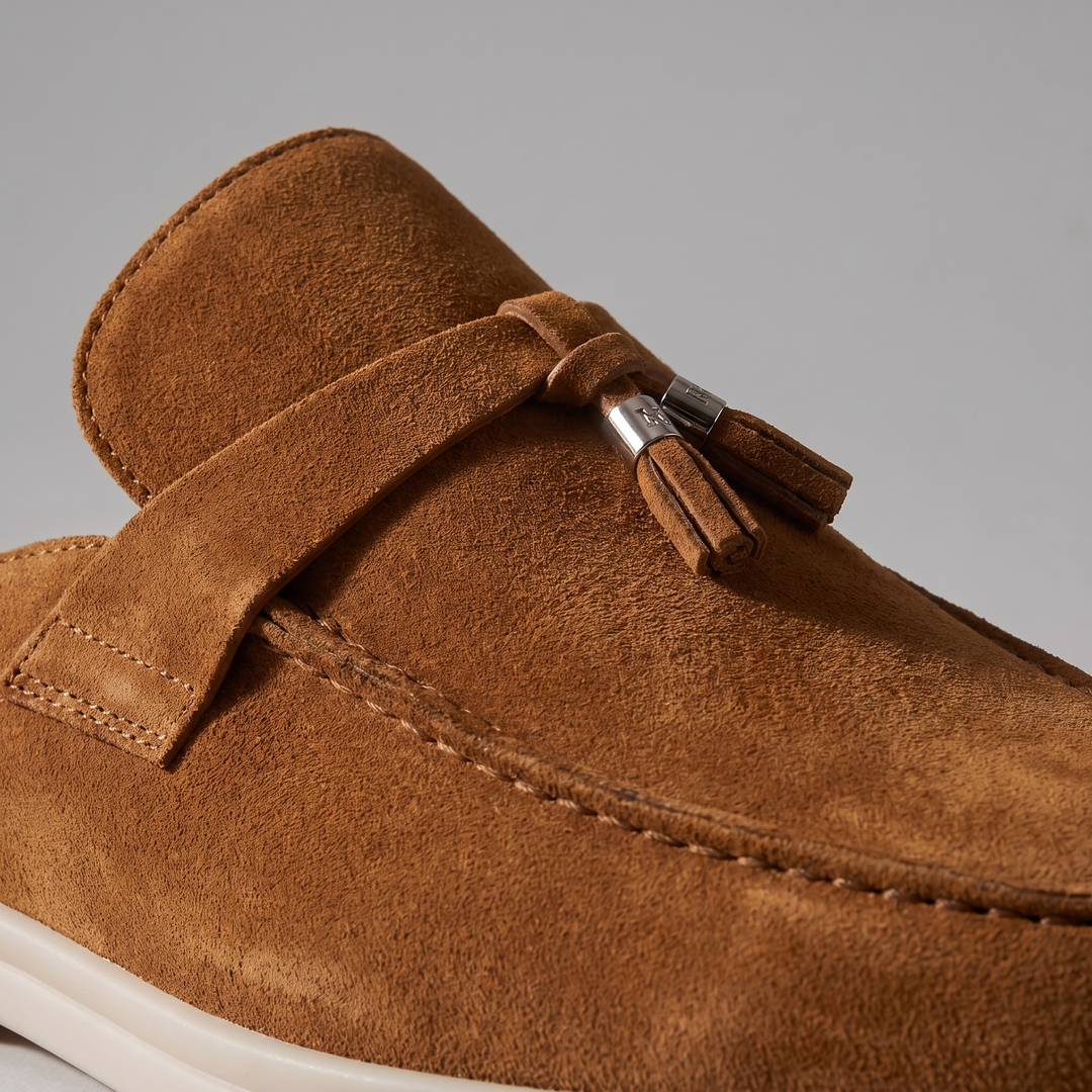 Mules décontractées homme, loafers à dos ouvert, boucle. Mode été masculine, style élégant.