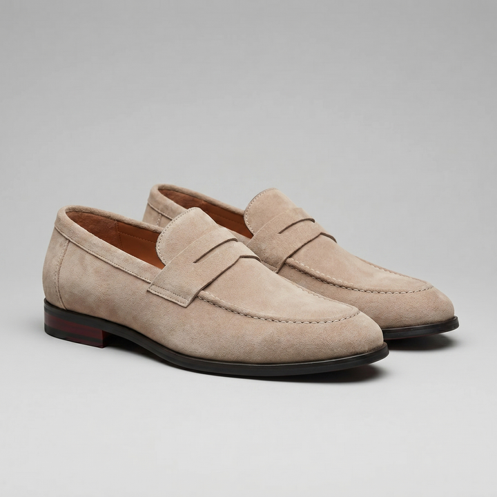 Vue de dessus des mocassins Penny, chaussures homme pour un enfilage facile et un style classique.