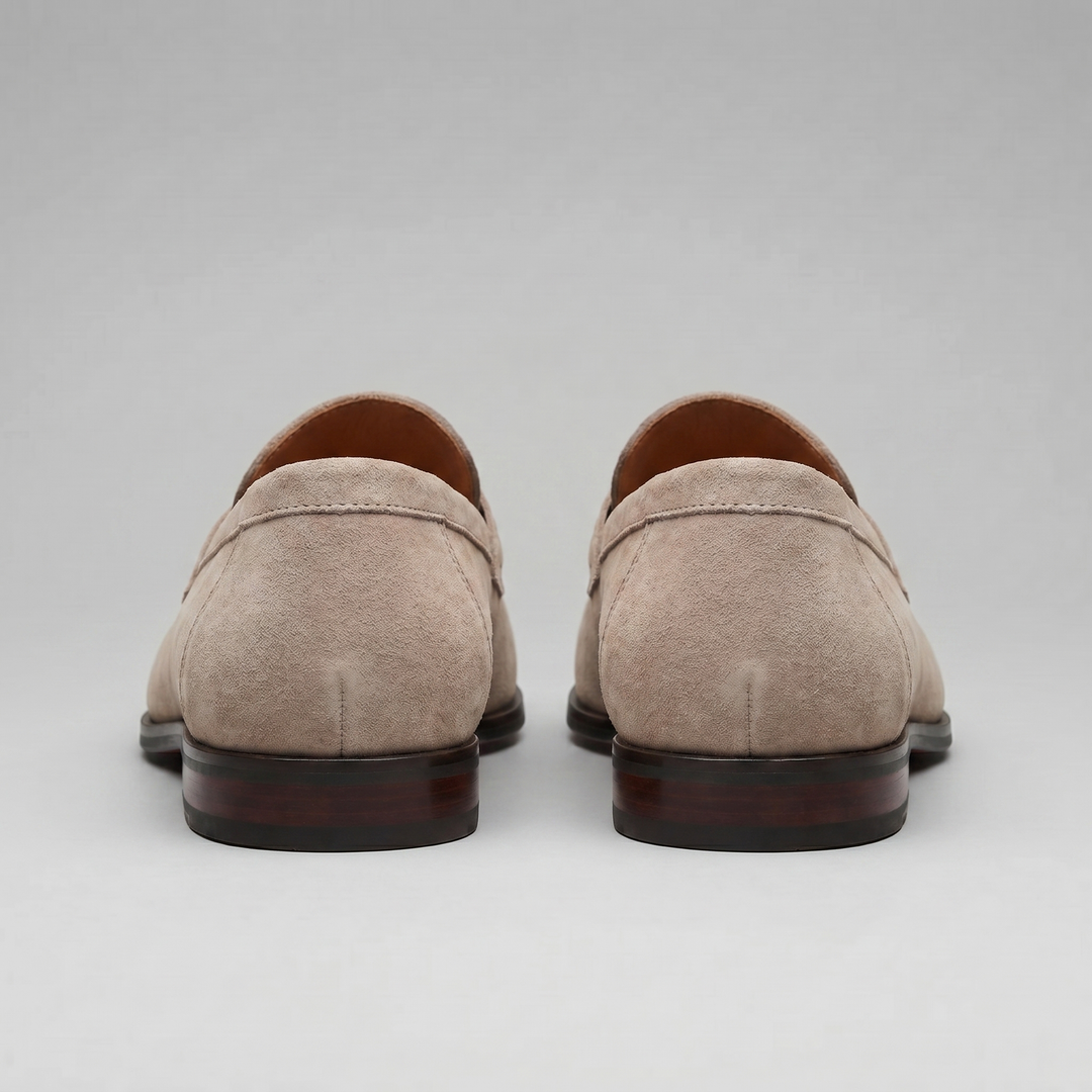 Smart casual : mocassins Penny homme, chaussures polyvalentes pour un look moderne et détendu.