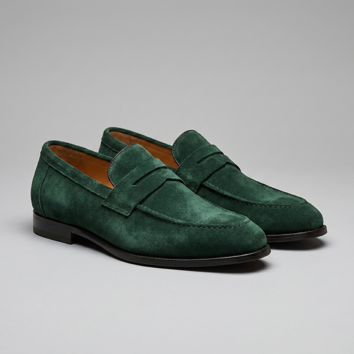 Style intemporel : mocassins homme en cuir, des penny loafers polyvalents pour toutes les occasions.