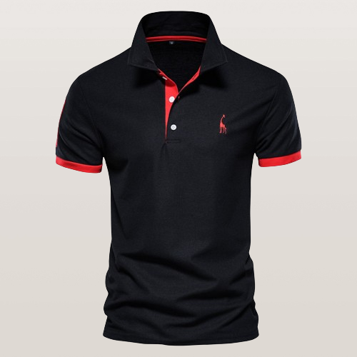 Vêtement homme casual, polo à manches courtes avec broderie girafe subtile sur le col classique.