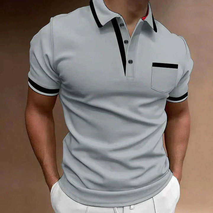 Polo homme moderne gris, coupe ajustée, parfait pour une tenue élégante et décontractée. Vêtement masculin.
