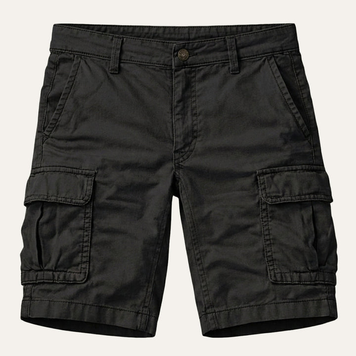 Short cargo homme avec fermeture éclair, poches pratiques et coupe décontractée, essentiel pour l'été.