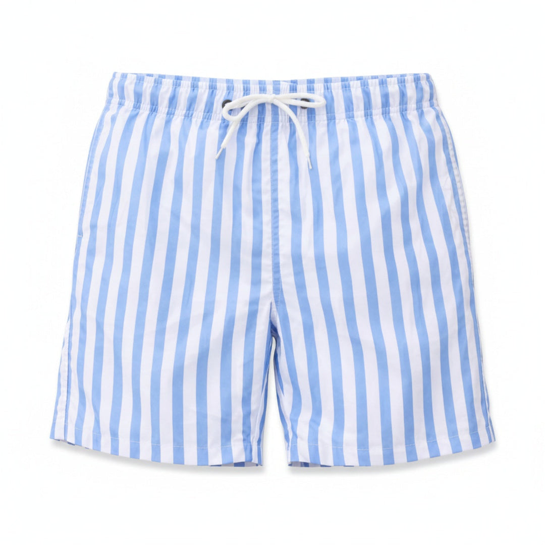 Short de bain homme élégant à rayures verticales, idéal pour la plage ou la piscine avec cordon de serrage.