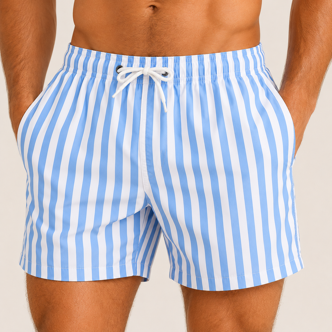 Short de bain homme stylé avec motif rayures verticales et cordon de serrage pour un ajustement parfait.